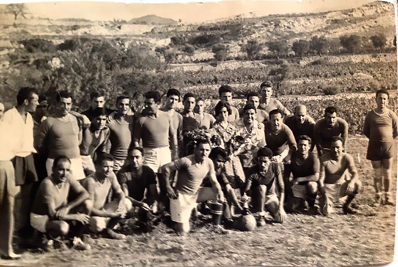 Equip futbol club Cornudella dècada 1940
