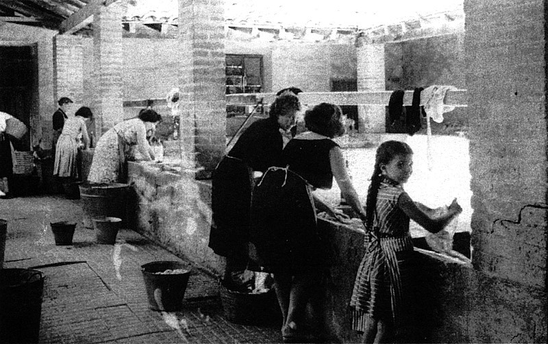 Fent la bugada als rentadors (1957)